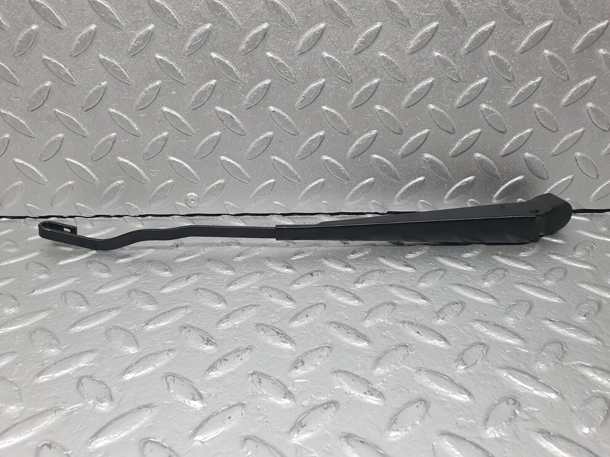 40730 Mercedes-Benz W123 300D Wiper Arm Bosch Right Side 3399990553