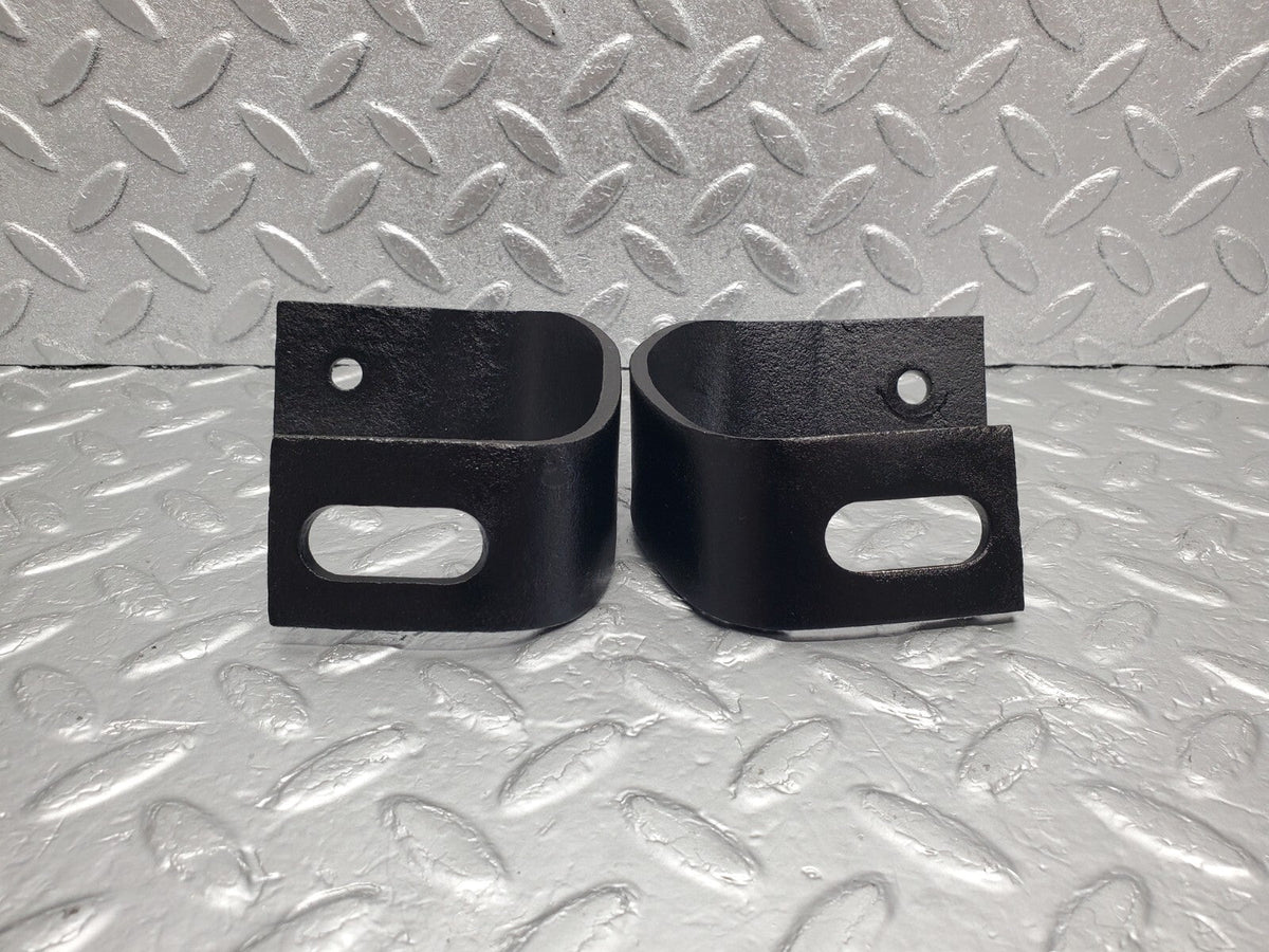 48652 Mercedes-Benz W123 Front Bumper Bracket