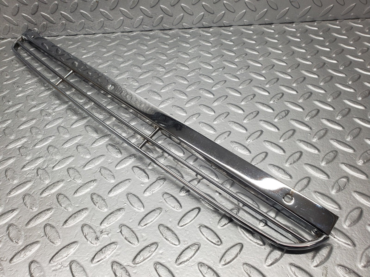 51204 Mercedes-Benz W113 Pagoda Air Intake Chrome Grill