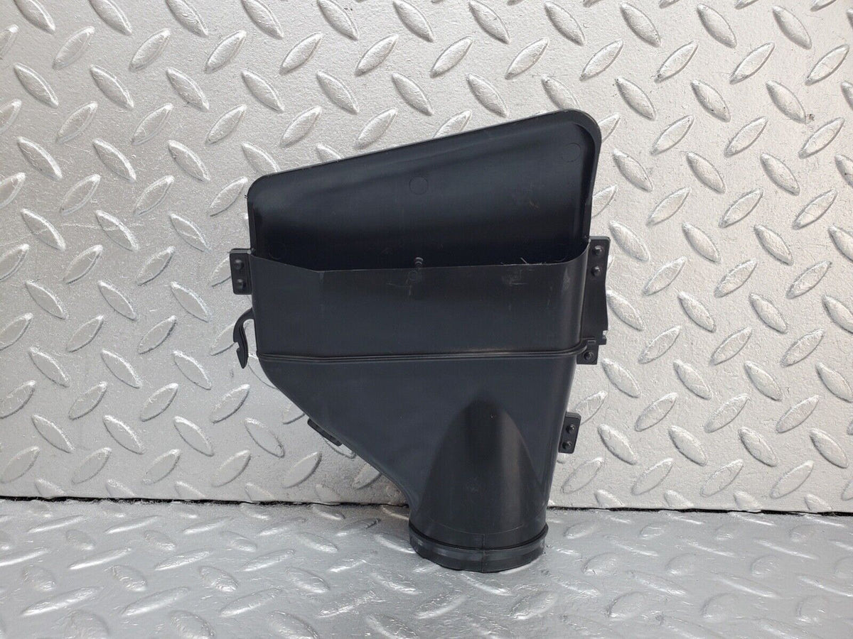 44647 Mercedes-Benz W124 220E Air Intake Suction Pipe A1245280804