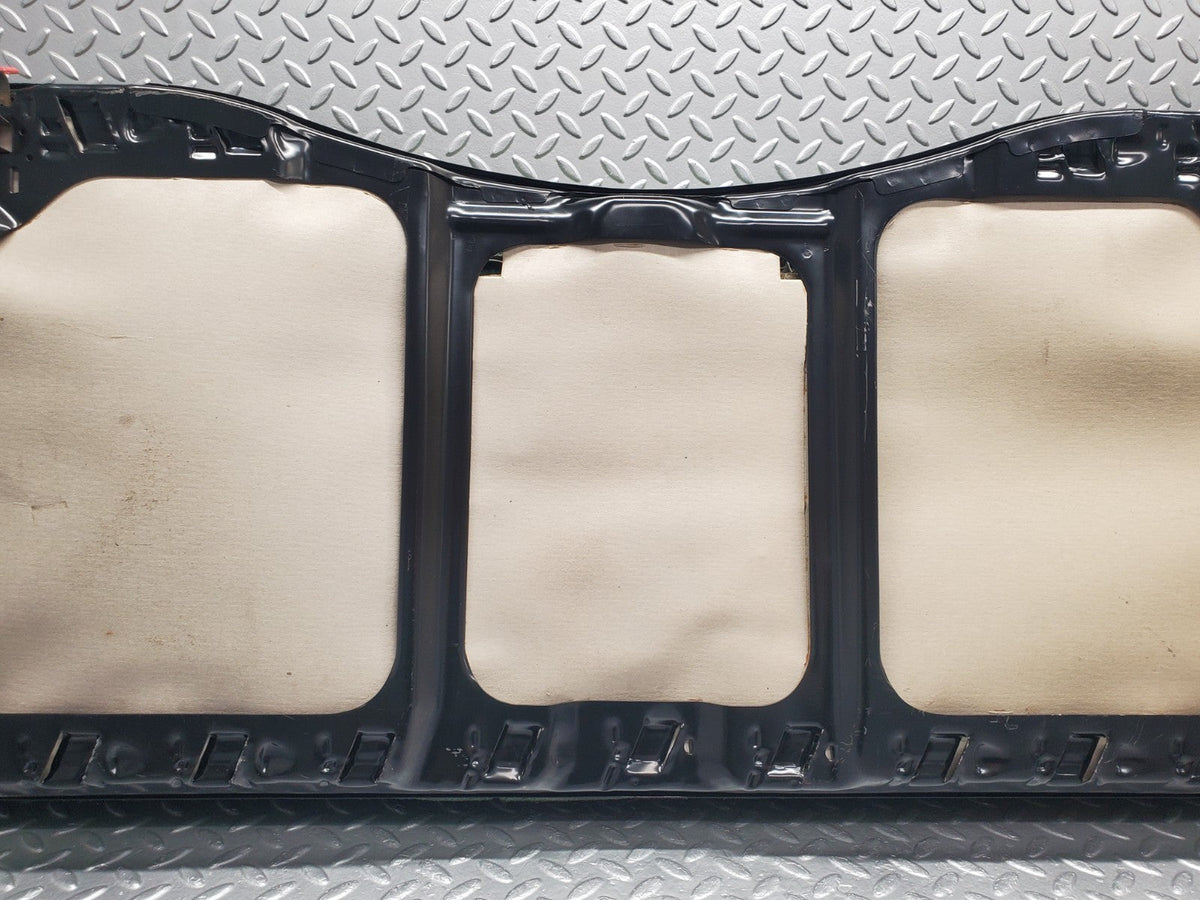 50491 Mercedes-Benz W123 Rear Seat Bottom Base