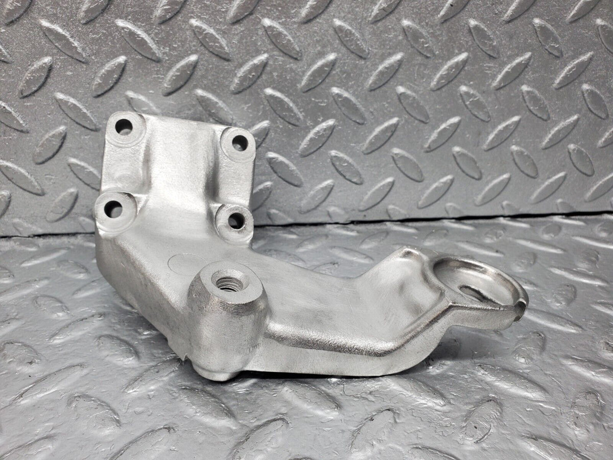 45923 Mercedes-Benz W126 420SE Engine Mount Bracket Left Side A1162235404