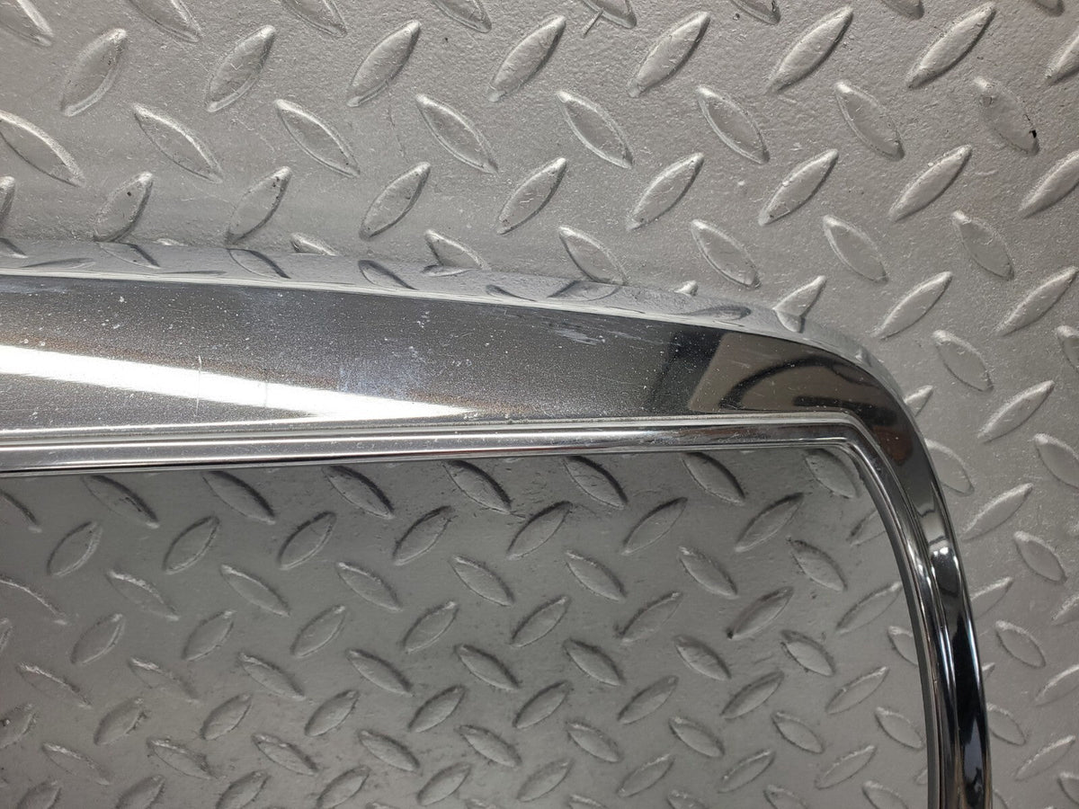 48754 Mercedes-Benz W123 Bonnet Grill Chrome Frame