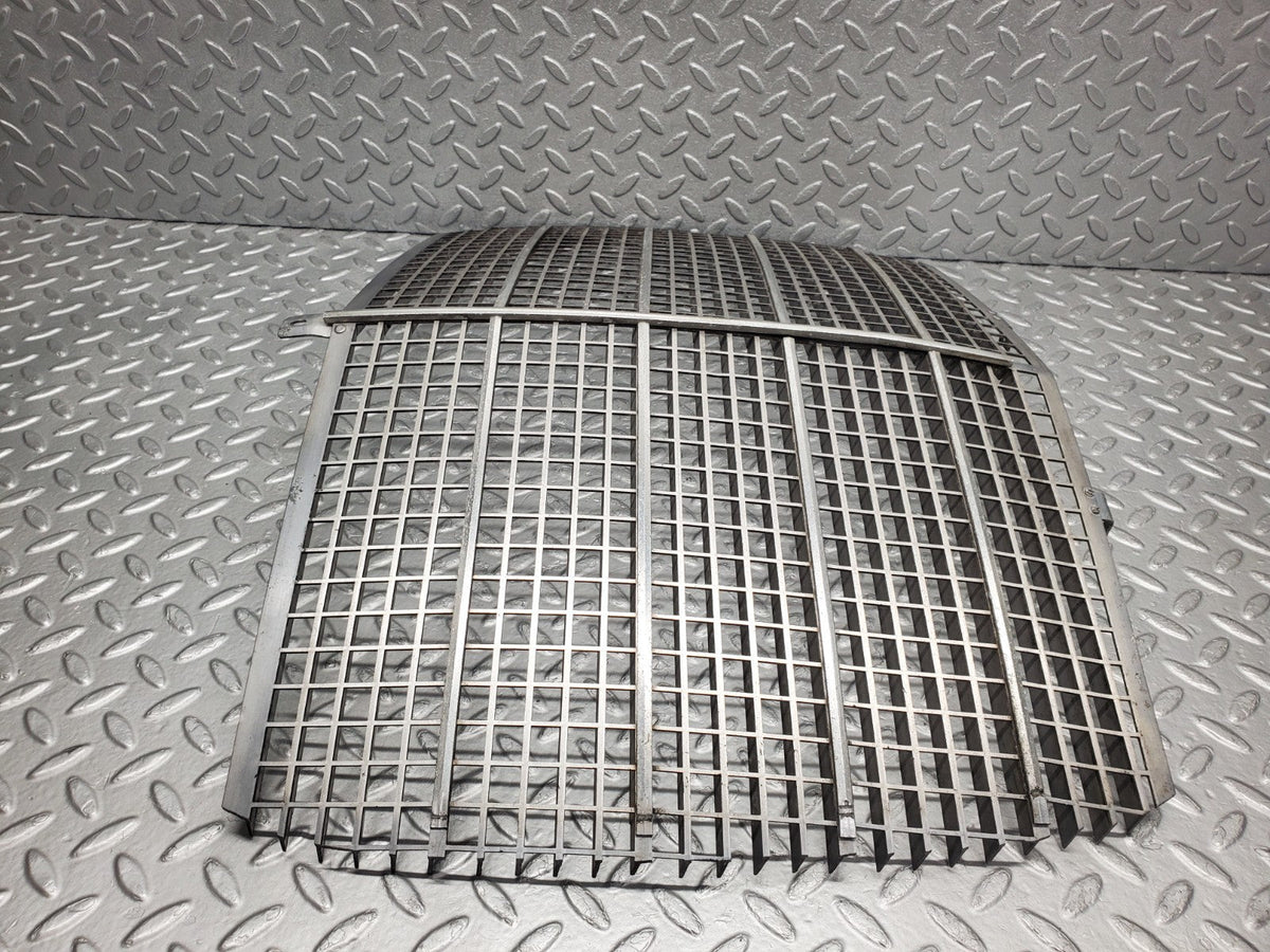 50855 Mercedes-Benz W108 280SE 3.5 Bonnet Grill