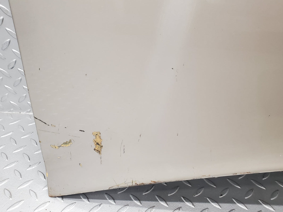 49484 Mercedes-Benz W201 Bonnet