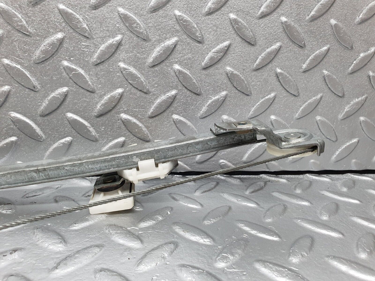 41402 Mercedes-Benz W124 200E Rear Right Manual Window Regulator