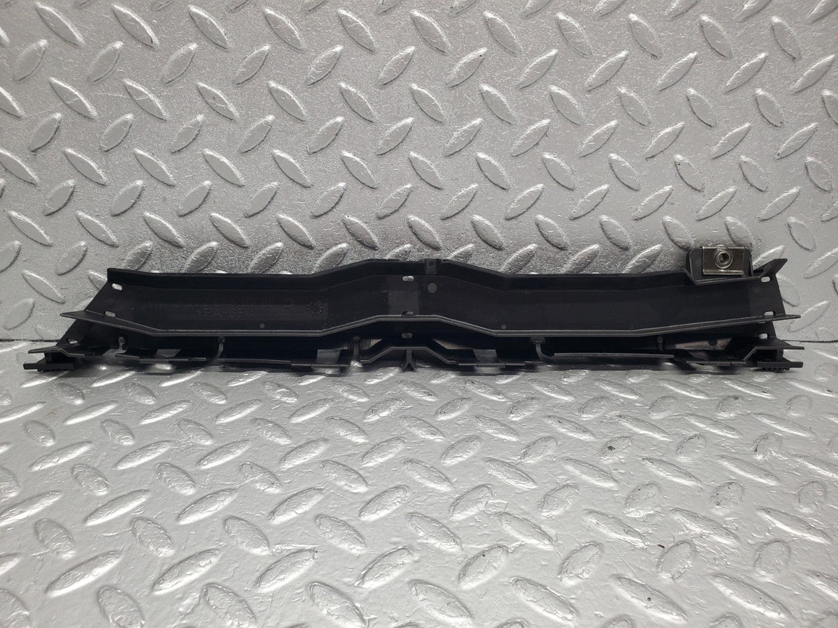 49373 Mercedes-Benz A124 320E Cabriolet Engine Cable Channel A2025460980
