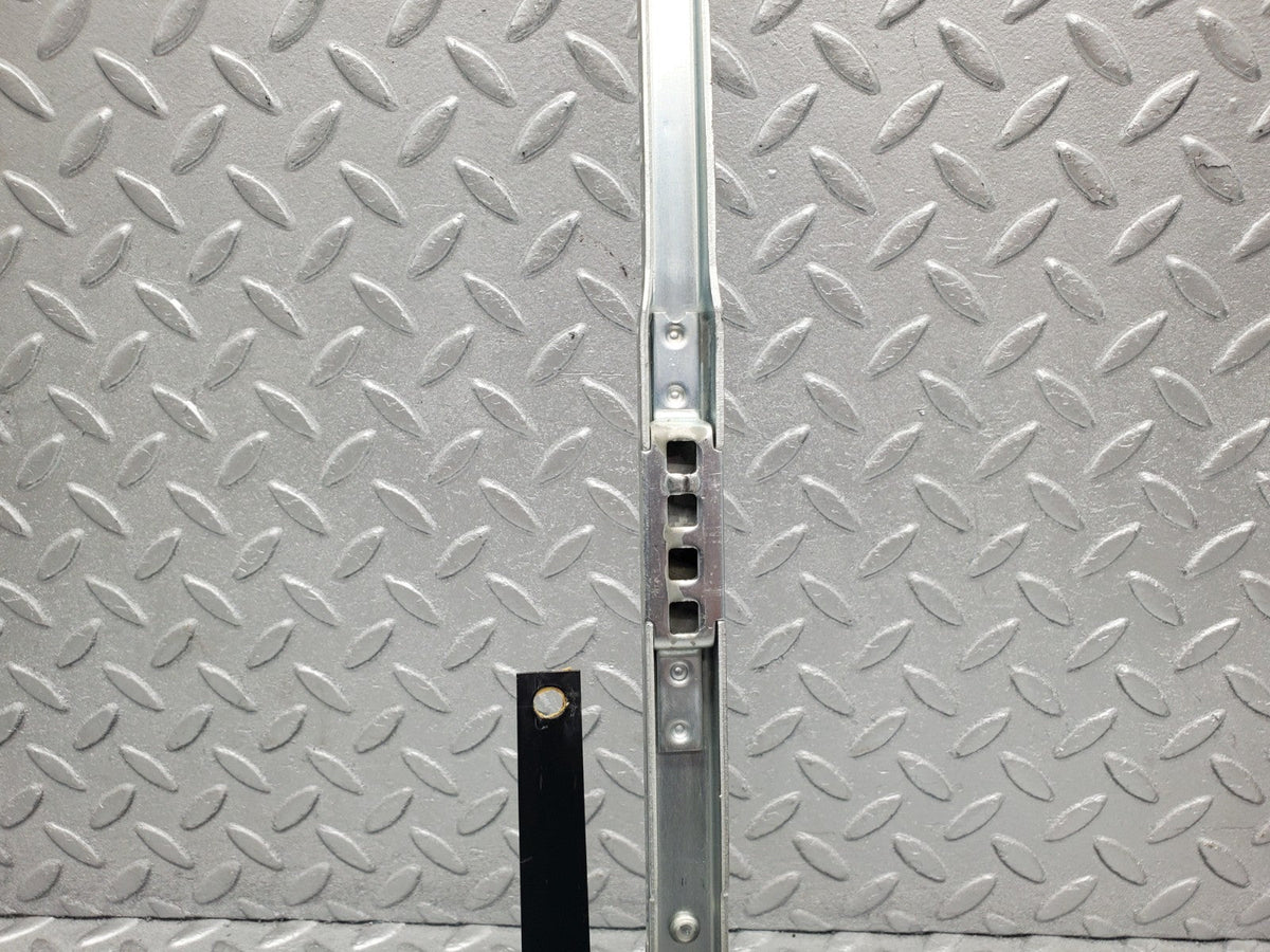 50207 Mercedes-Benz W123 Front Left Seat Sliding Adjust Handle