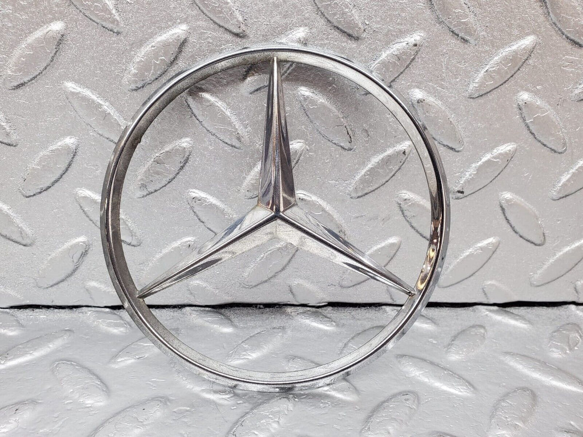 45372 Mercedes-Benz C123 280CE Coupe Trunk Boot Lid Emblem A1267580058