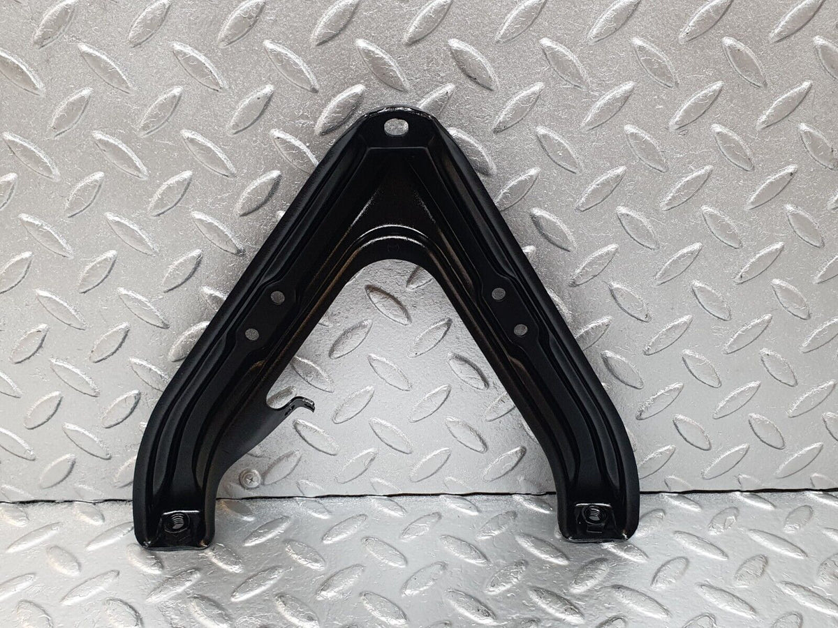 44216 Mercedes-Benz C123 230CE Coupe Air Intake Manifold Bracket