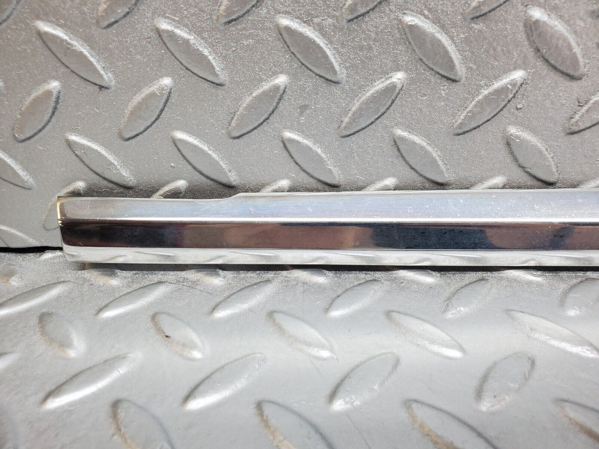 45811 Mercedes-Benz W126 420SE Rear Left Door Chrome Moulding Trim