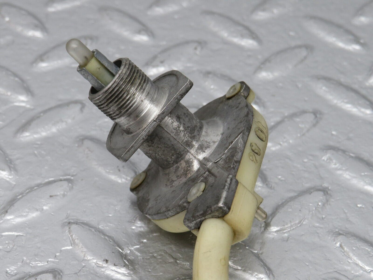 40676 Mercedes-Benz W123 300D Heater Regulator A1238300485 A1238300385