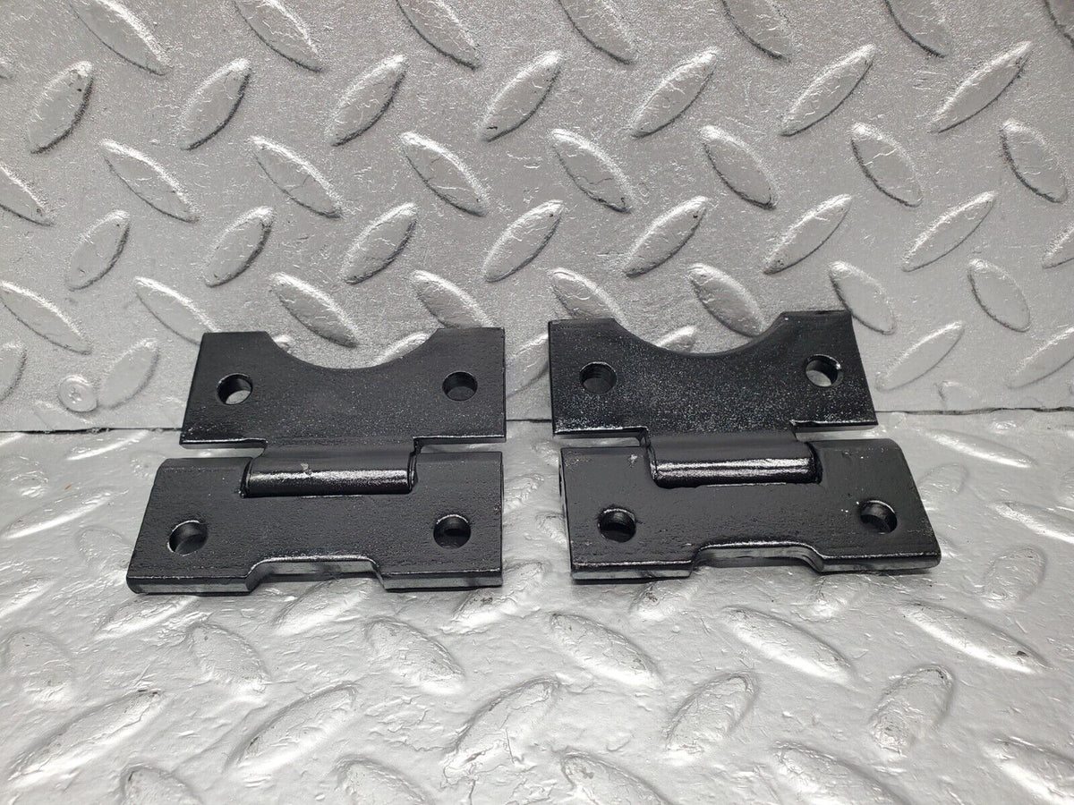 46570 Mercedes-Benz C123 280CE Coupe Door Hinge Pair Right Side A1237200037