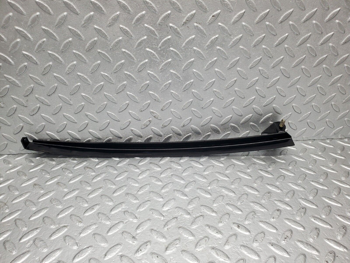 46761 Mercedes-Benz R129 320SL Coupe Front Right Window Channel