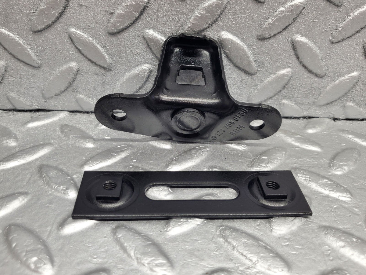 49638 Mercedes-Benz W123 Trunk Lock Latch A1237580150