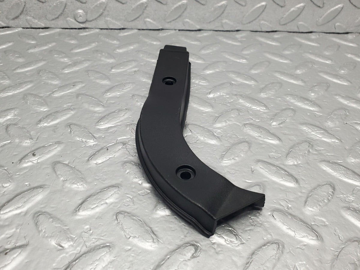 49046 Mercedes-Benz A124 320E Cabriolet Boot Hinge Cable Protector Trim A1246943925
