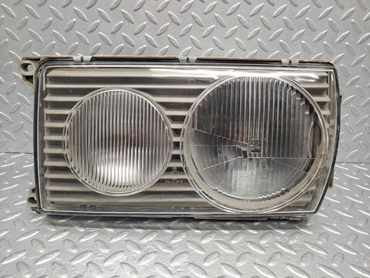 48727 Mercedes-Benz W123 Headlight Left Side Hella 117683-00 LI