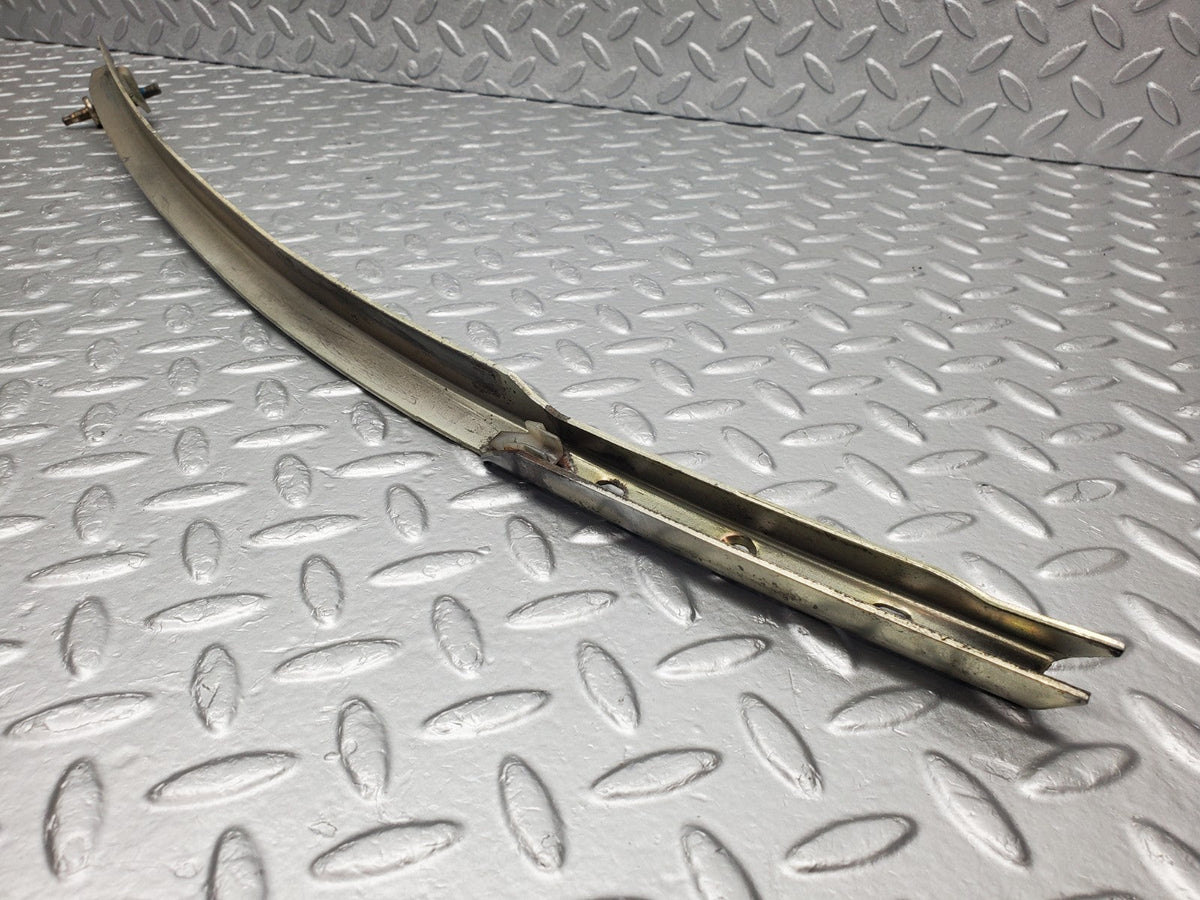 49195 Mercedes-Benz A124 320E Cabriolet Front Right Window Channel
