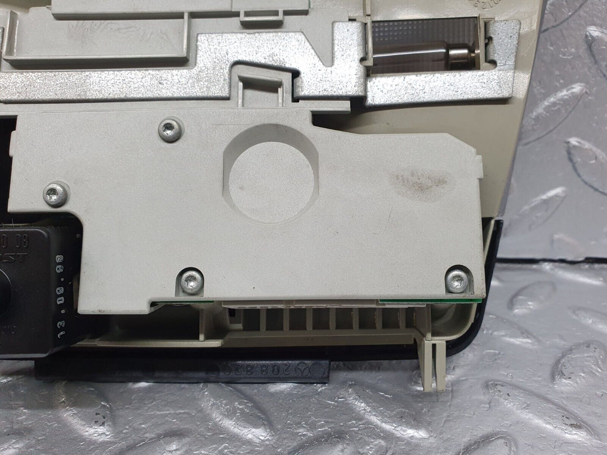 41906 Mercedes-Benz W202 C200 Interior Dome Light Hella 208820 148564 A1408300008