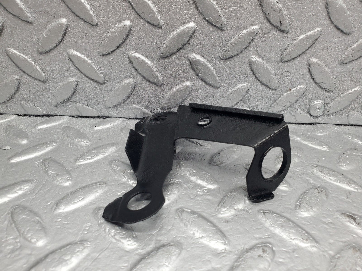 50026 Mercedes-Benz R107 380SL Left Brake Pipe Hose Bracket