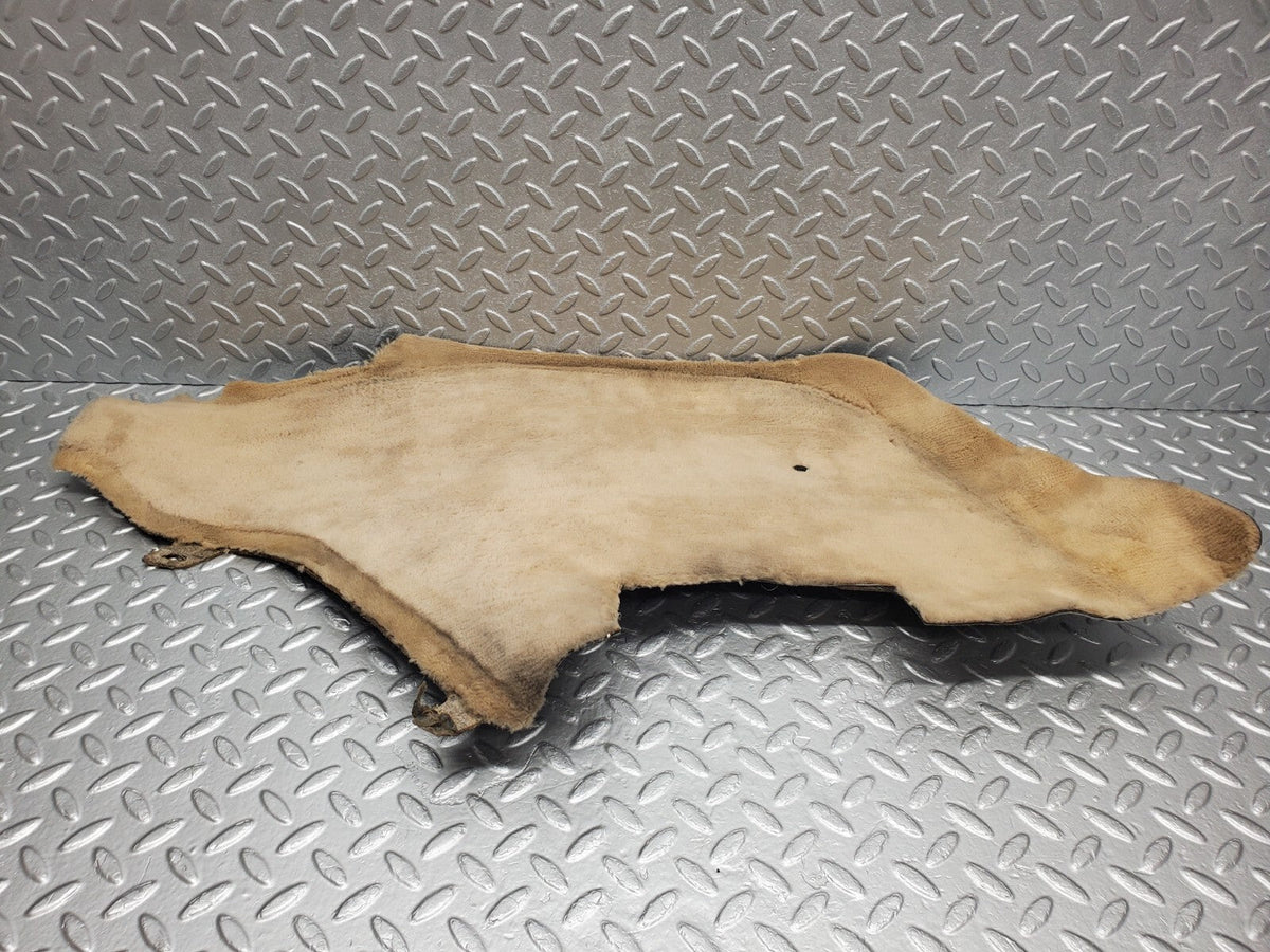 48922 Mercedes-Benz A124 320E Cabriolet Centre Console Carpet Left Side Beige