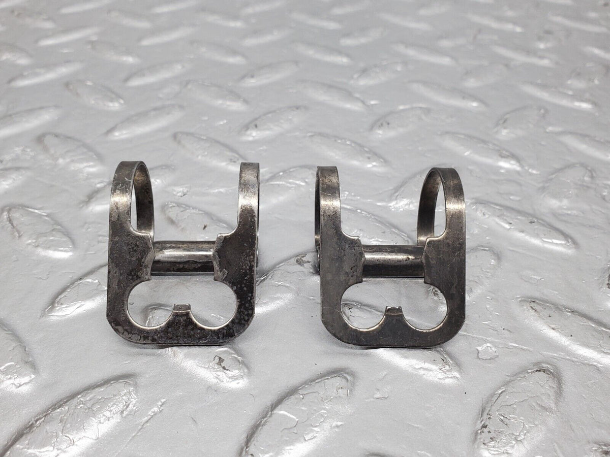 45476 Mercedes-Benz 280E M110.988 Valve Rocker Arm With Retaining Spring