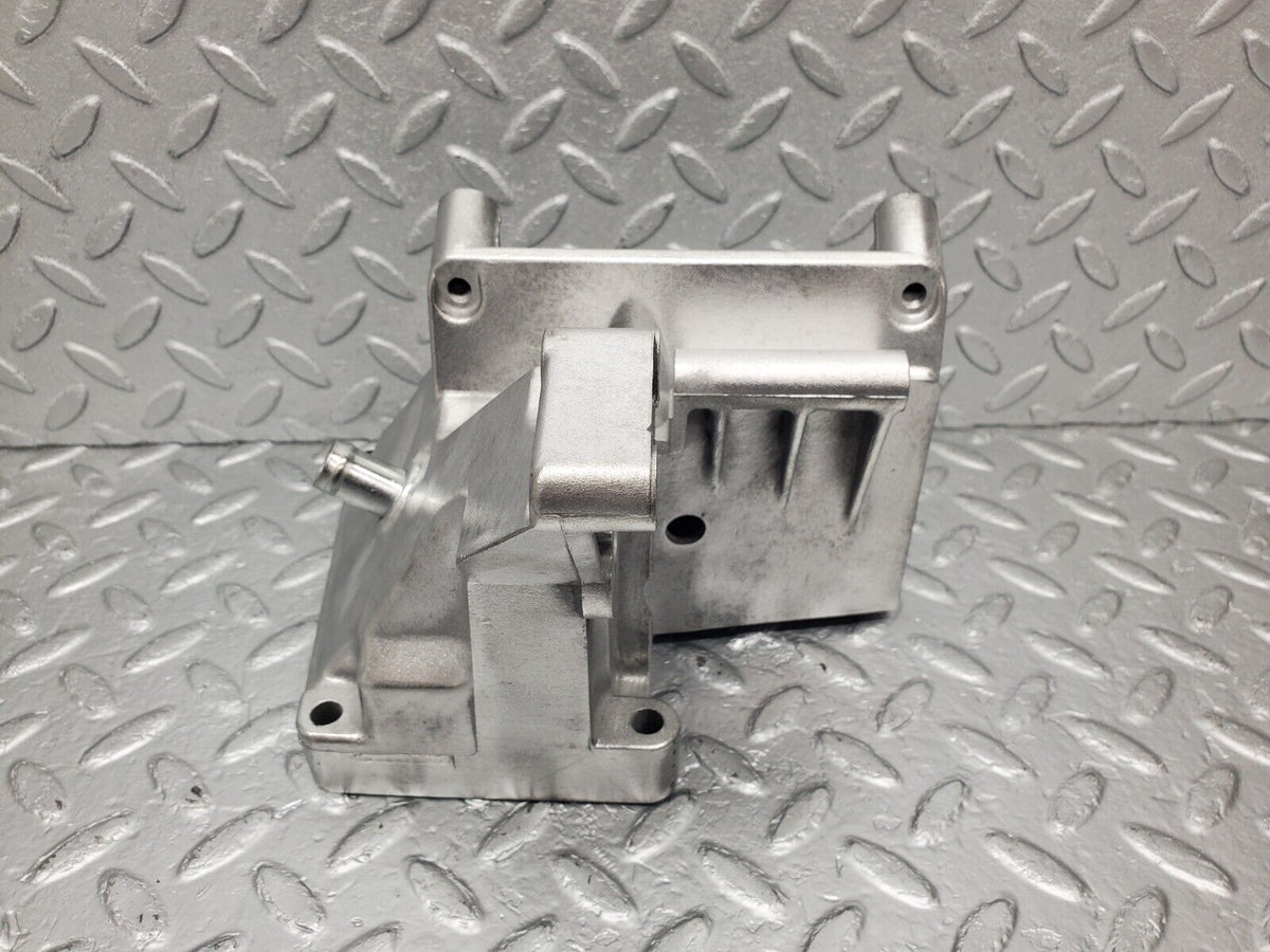 46162 Mercedes-Benz W124 280E Power Steering Pump Bracket A1031310935