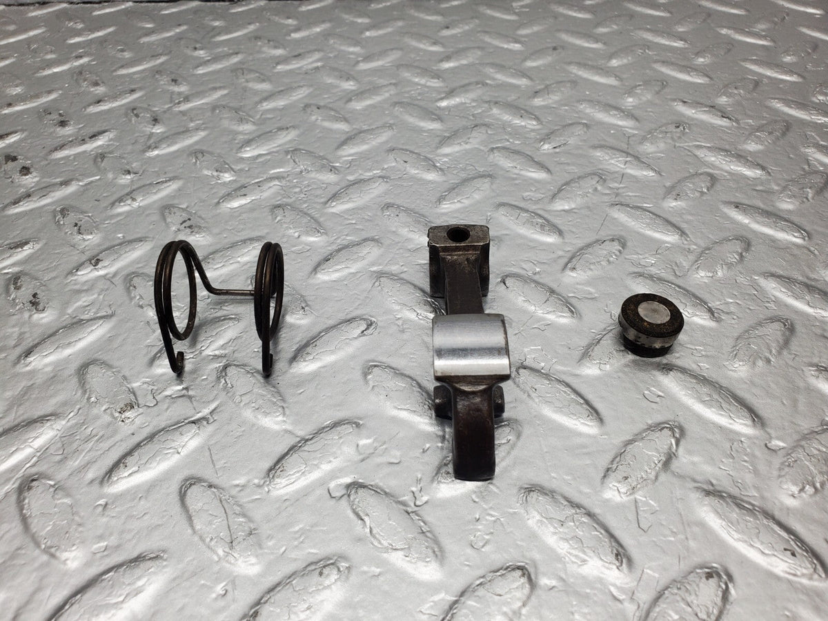 48875 Mercedes-Benz W108 Valve Rocker Arm With Retaining Spring & Tappet