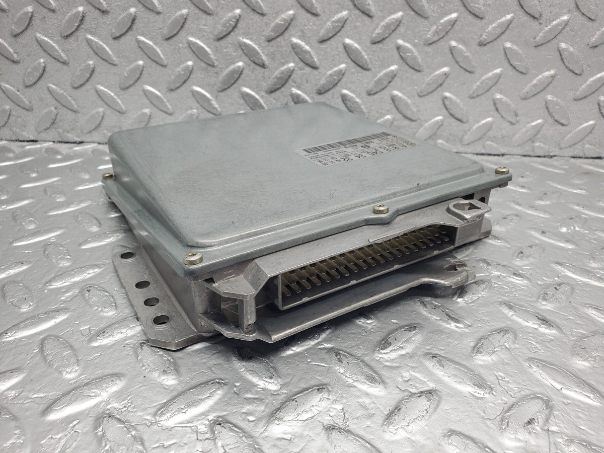 51252 Mercedes-Benz W202 Engine Control Unit ECU Bosch A0185453432 0281001463