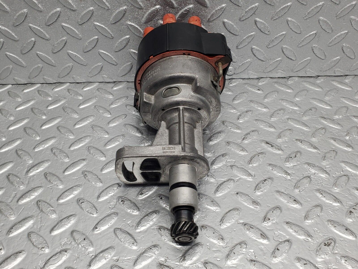 47395 Mercedes-Benz C126 500SEC Coupe Ignition Distributor Bosch A0031581001 0237401010