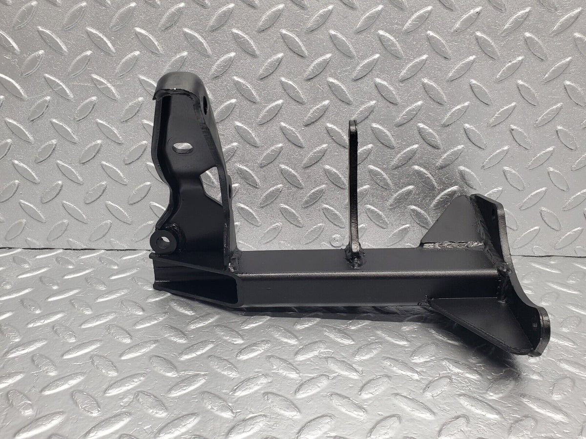 47608 Mercedes-Benz C126 500SEC Coupe Air Condition Compressor Mount Bracket