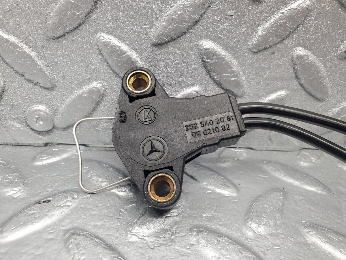 46202 Mercedes-Benz W124 280E Knock Sensor A0031537728 A2025402081