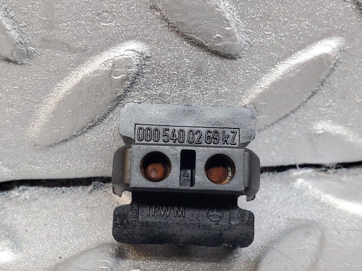 44719 Mercedes-Benz W124 220E Wiring Cable Junction A0005400269