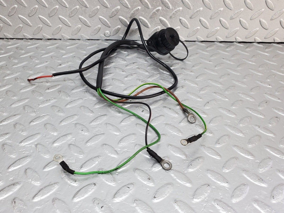 44417 Mercedes-Benz W123 280E Diagnostic Connector A1235450003