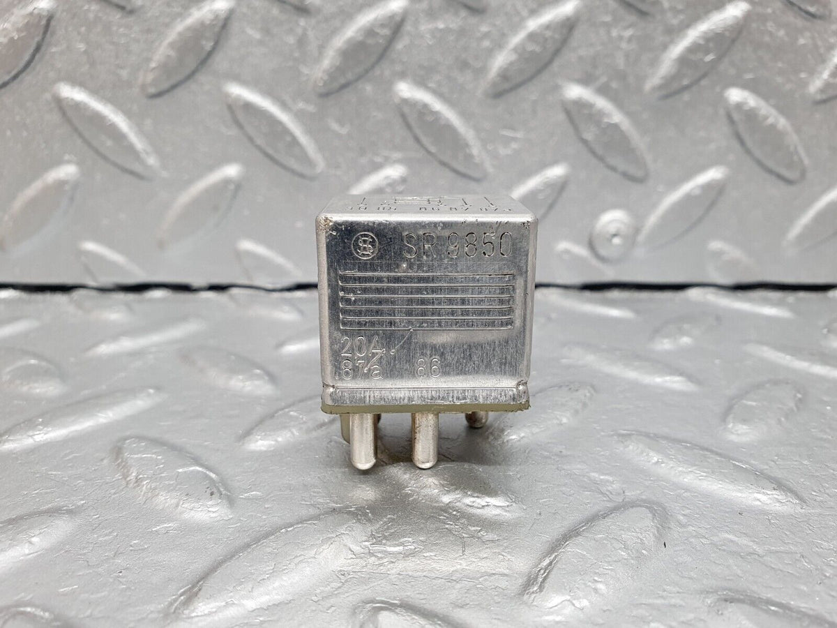 41642 Mercedes-Benz W124 200E Multi Purpose Relay A0015420219