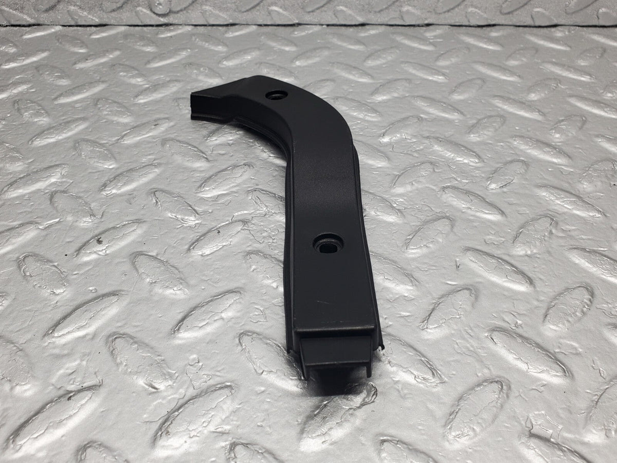 49046 Mercedes-Benz A124 320E Cabriolet Boot Hinge Cable Protector Trim A1246943925