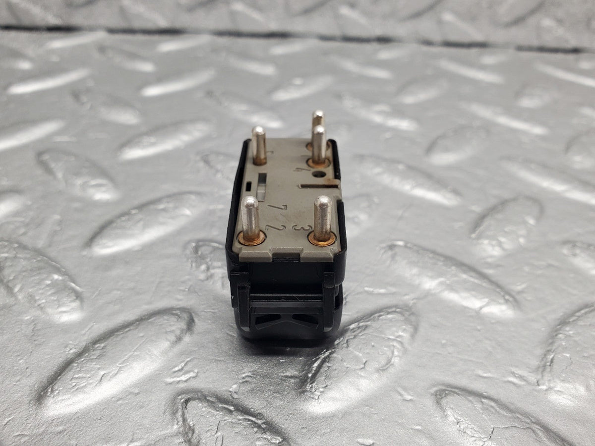 49115 Mercedes-Benz A124 320E Cabriolet Electric Window Switch Left Side A1248208910