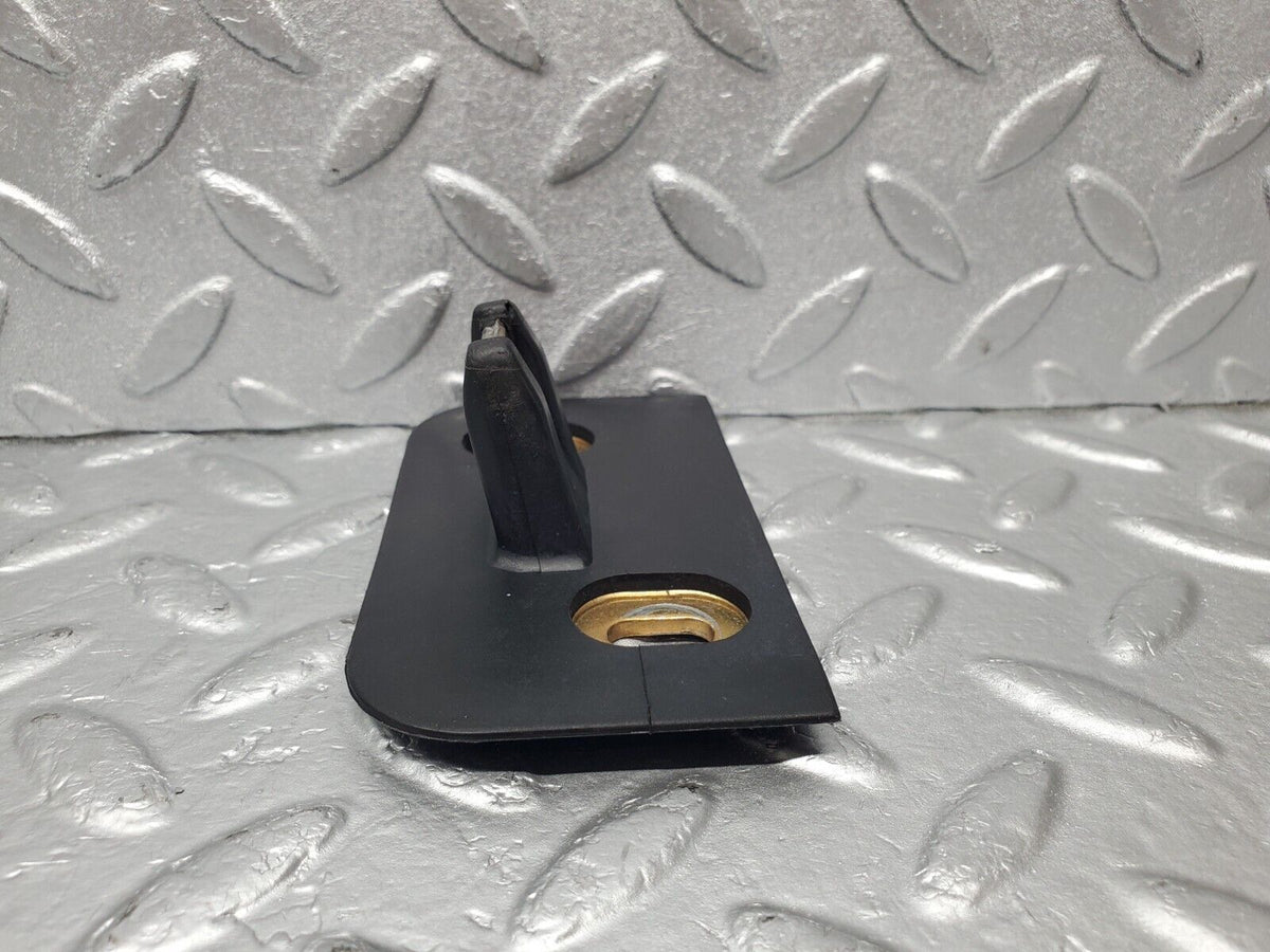47005 Mercedes-Benz R129 320SL Coupe Trunk Lock Latch