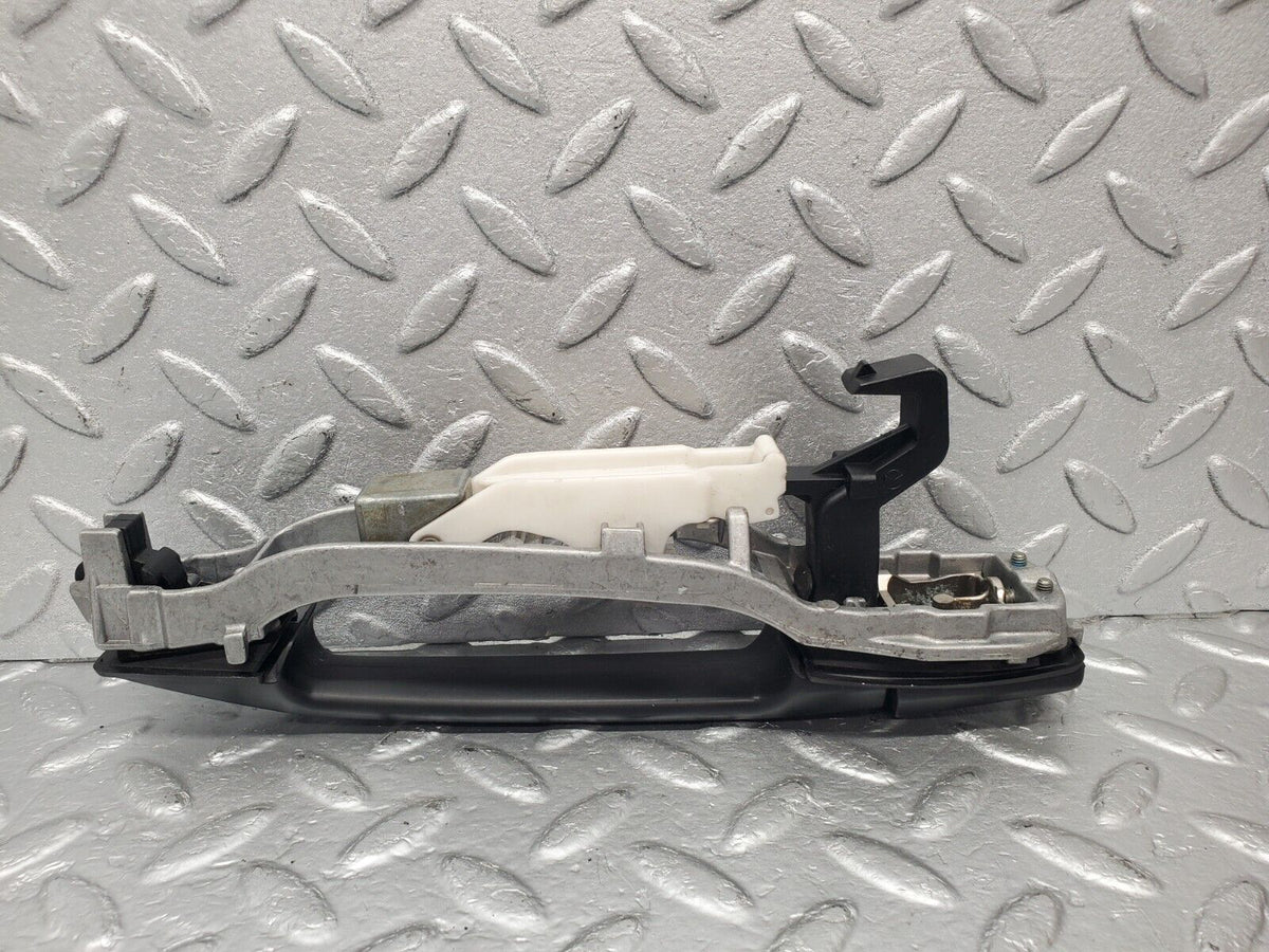 46142 Mercedes-Benz W124 Rear Right Exterior Door Handle
