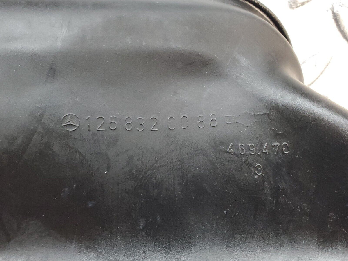 45933 Mercedes-Benz W126 420SE Heating Duct Rubber A1268320088