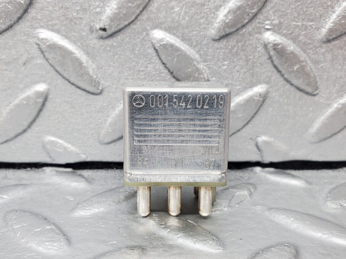 45536 Mercedes-Benz W126 420SE Multi Purpose Relay A0015420219