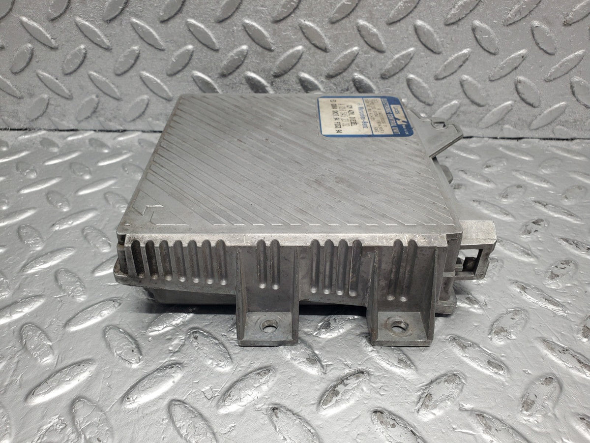 51255 Mercedes-Benz W202 Engine Control Unit ECU Diesel Lucas A0185452332