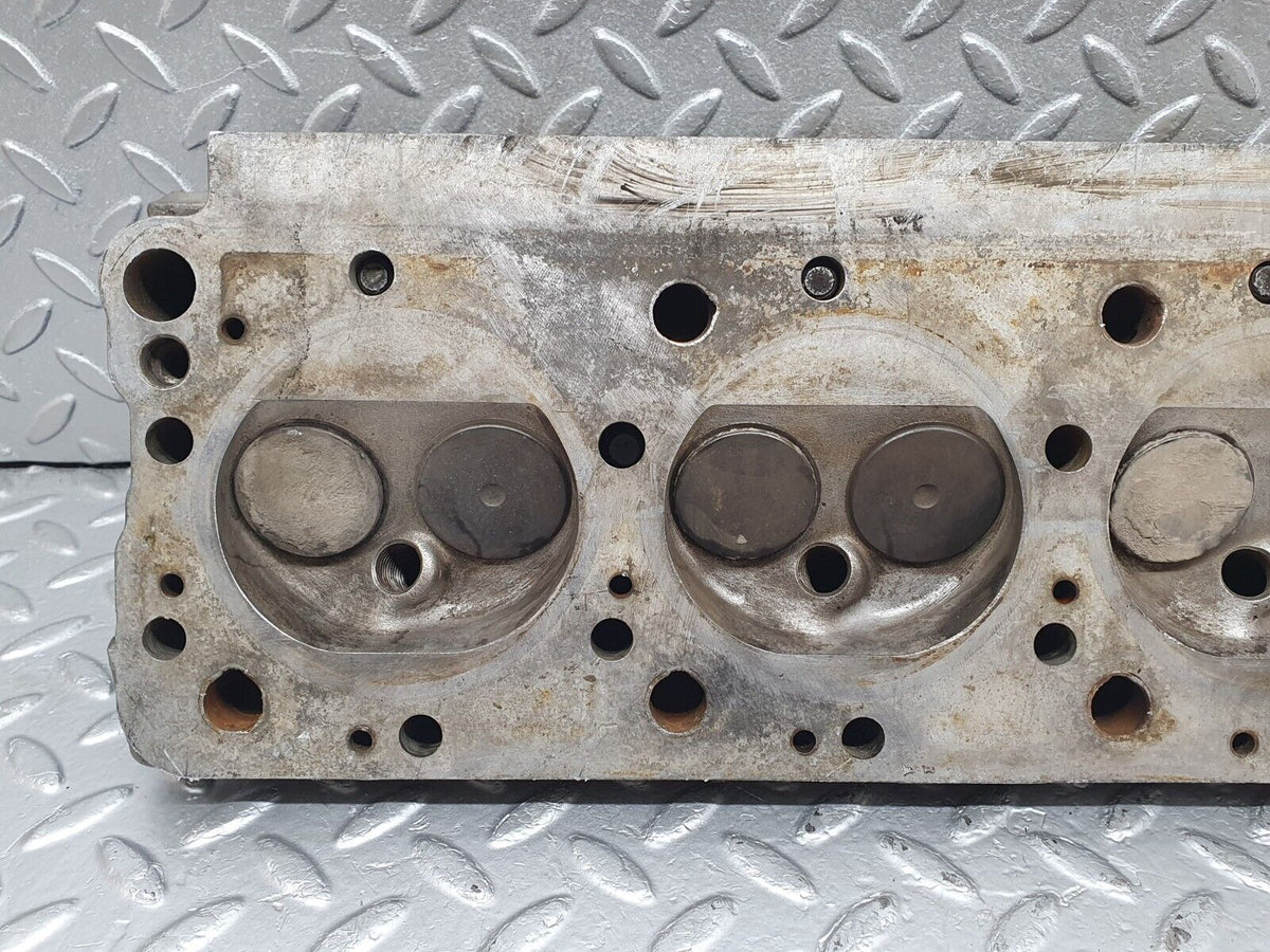 43840 Mercedes-Benz C126 380SEC Coupe Cylinder Head Right Side A1160163401