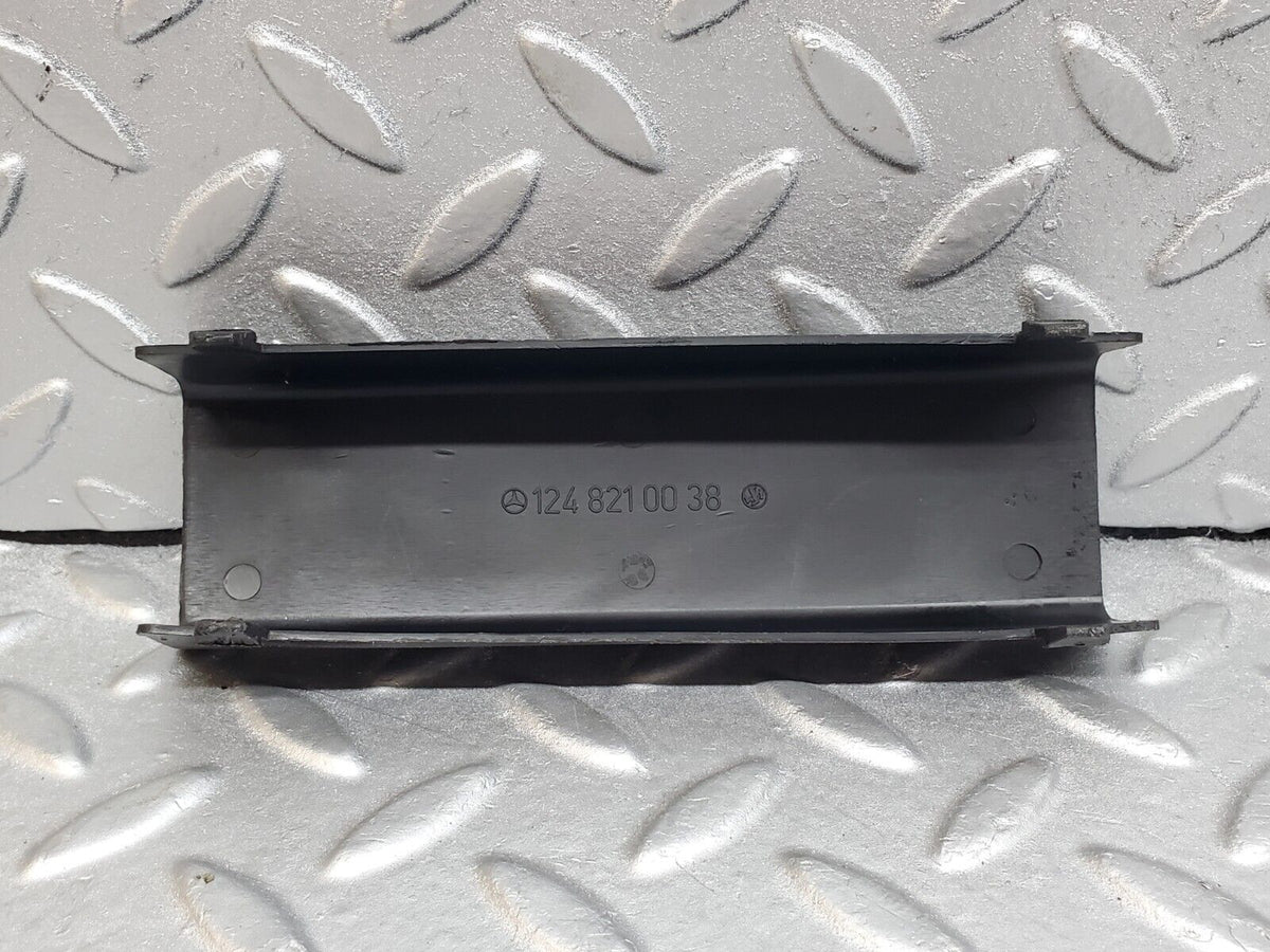 44727 Mercedes-Benz W124 220E Dash Harness Connector Cover A1248210038