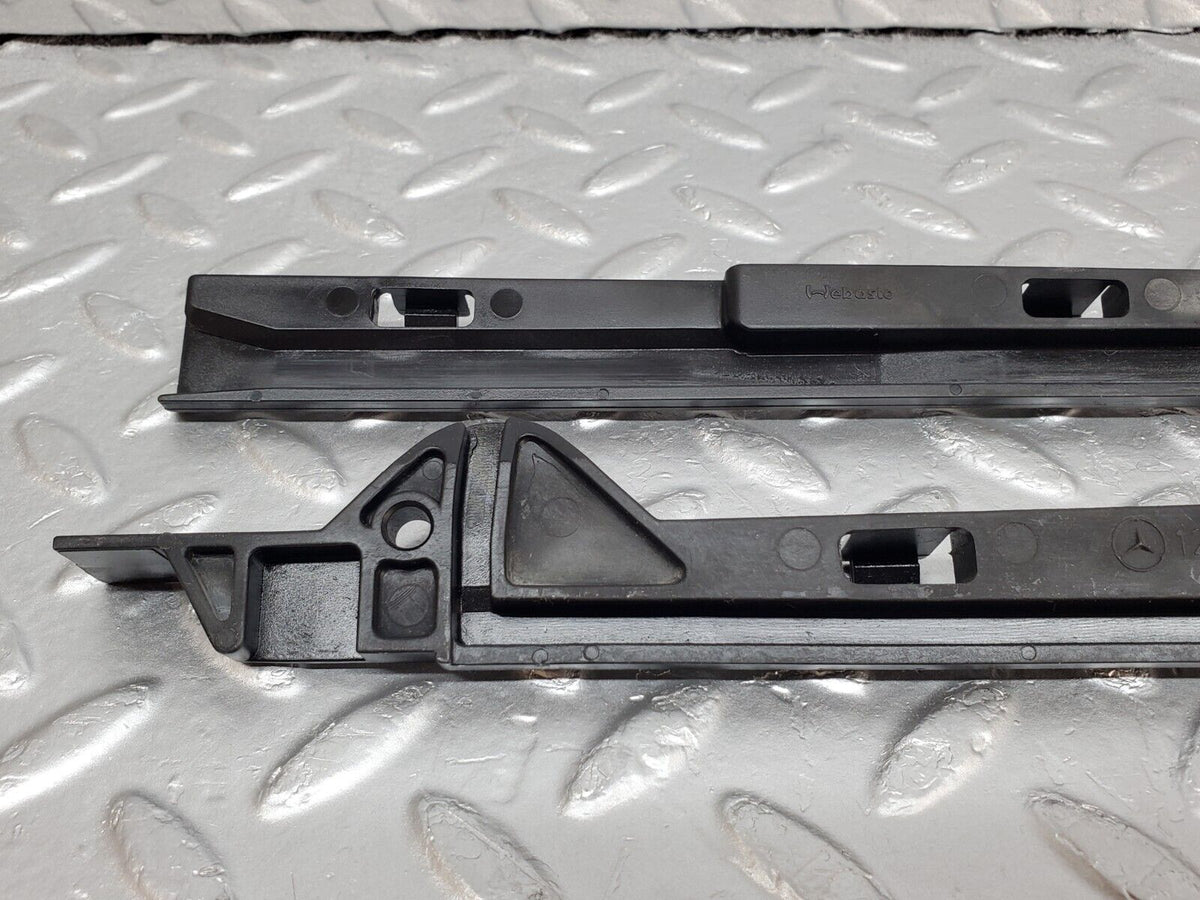 44676 Mercedes-Benz W124 220E Sunroof Frame Guide Rail A1247820131 A1247820231