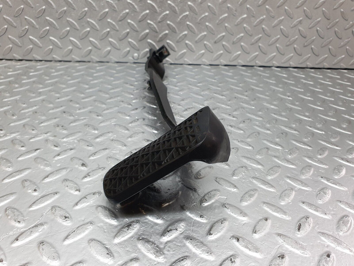 43896 Mercedes-Benz C123 230CE Coupe Brake Pedal With Rubber A1232910082