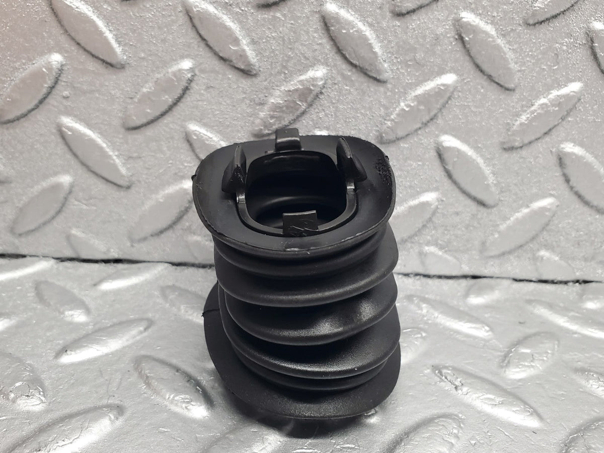 49334 Mercedes-Benz A124 320E Cabriolet Door Wire Protector Rubber A1248210197