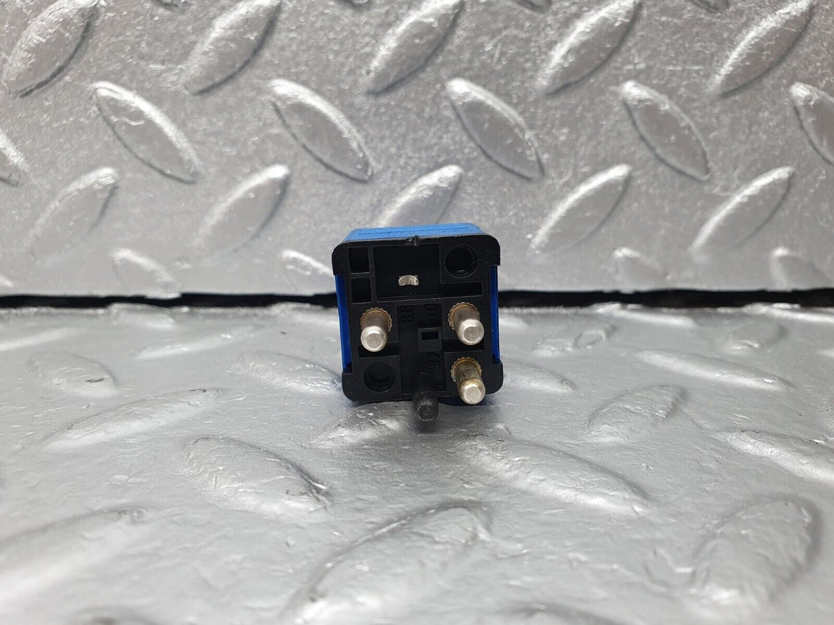42249 Mercedes-Benz R129 320SL Coupe Multi Purpose Relay A0015429919