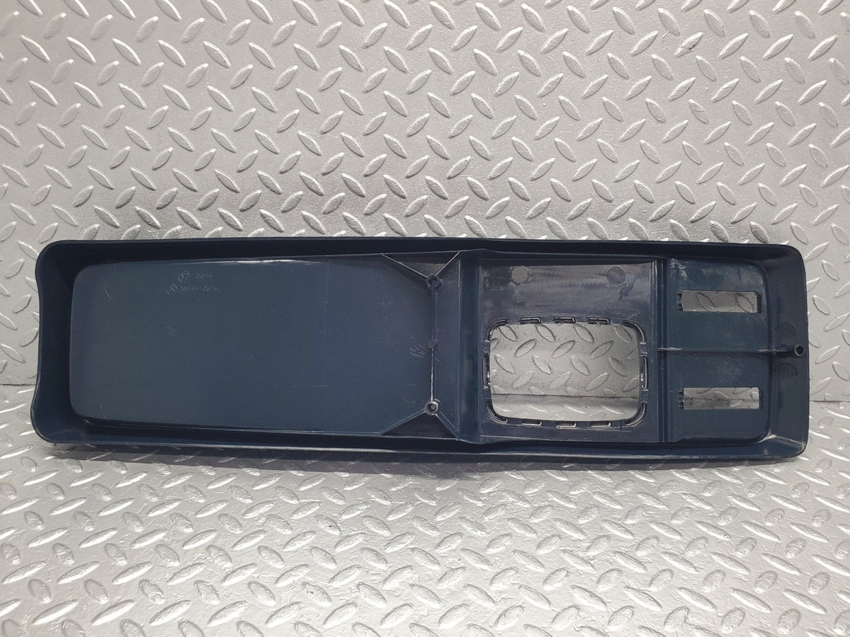 50617 Mercedes-Benz W108 280SE 3.5 Centre Console Tray Blue A1088410574