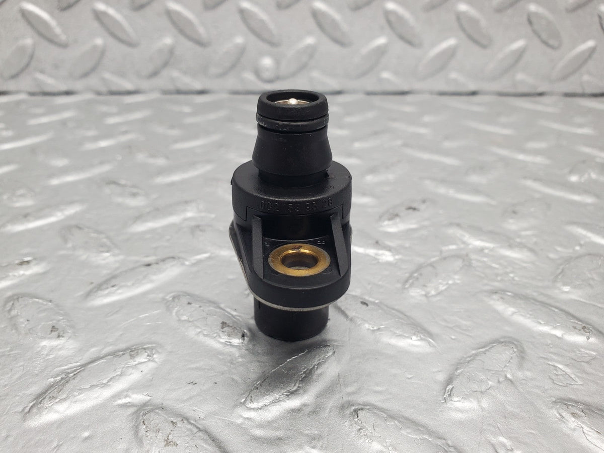 49240 Mercedes-Benz A124 320E Cabriolet Camshaft Position Sensor A0021539528